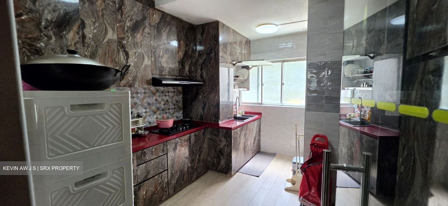 Blk 559 Jurong West Street 42 (Jurong West), HDB 5 Rooms #577328251